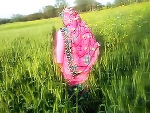 Indian Townsperson Bhabhi Open-air Bestial acquaintance Pornography Respecting HINDI
